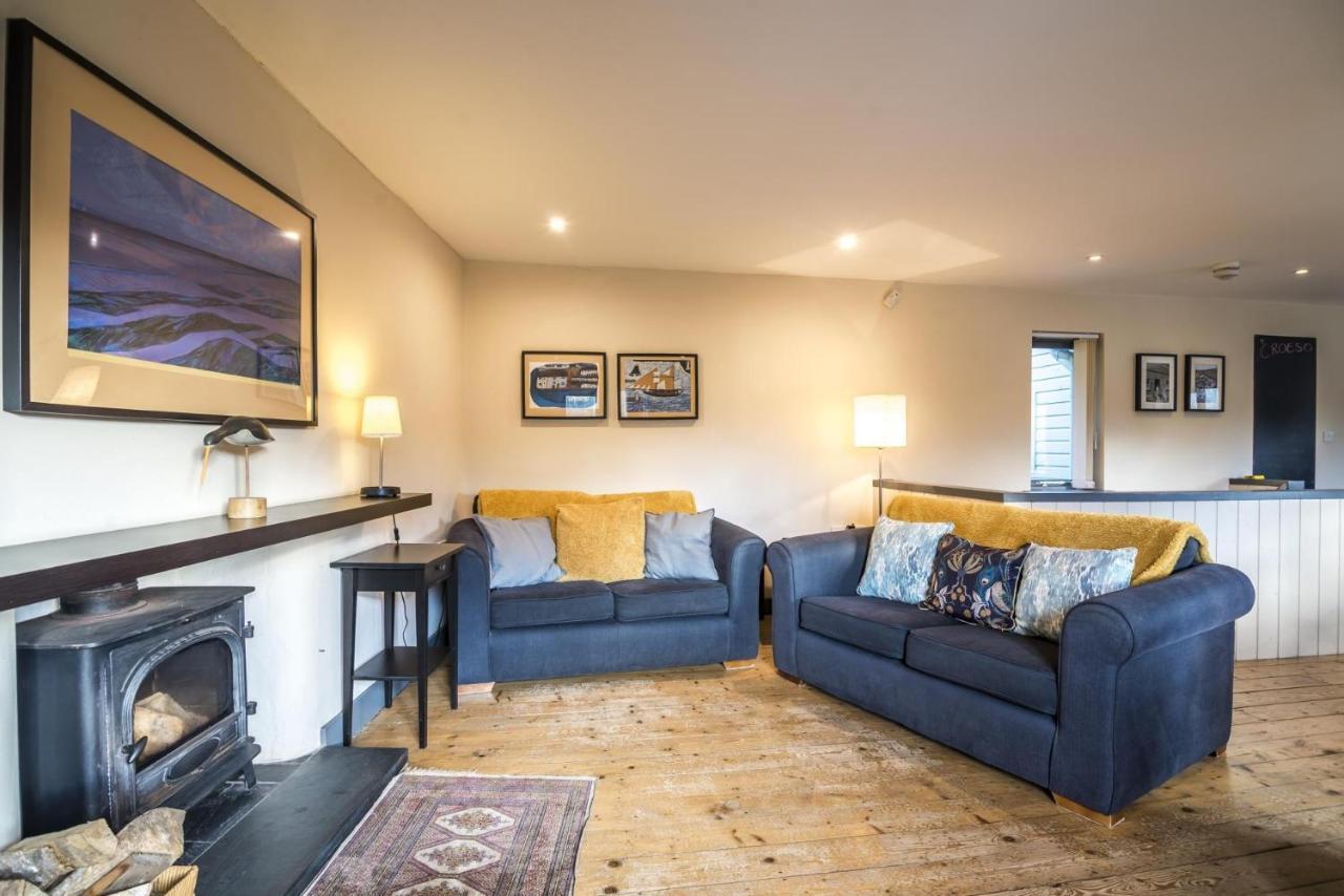 Rock Cottage - 3 Bedroom Holiday Home - Fishguard Bagian luar foto